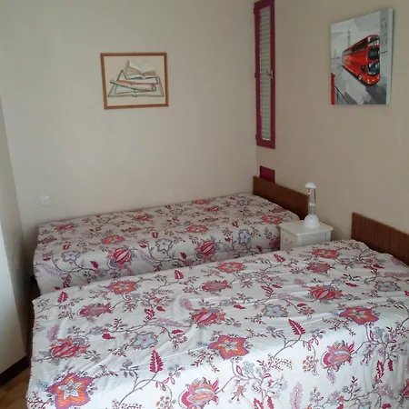 Apartment Confortable Proche Thermes Avec Balcons Et Climatisation A - Fr-1-503-3 Balaruc-les-Bains
