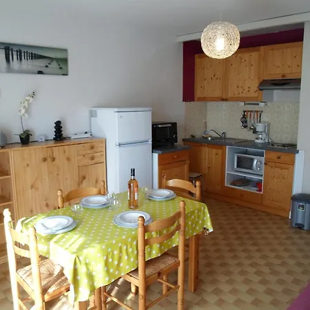 Apartment Confortable Proche Thermes Avec Balcons Et Climatisation A - Fr-1-503-3 *